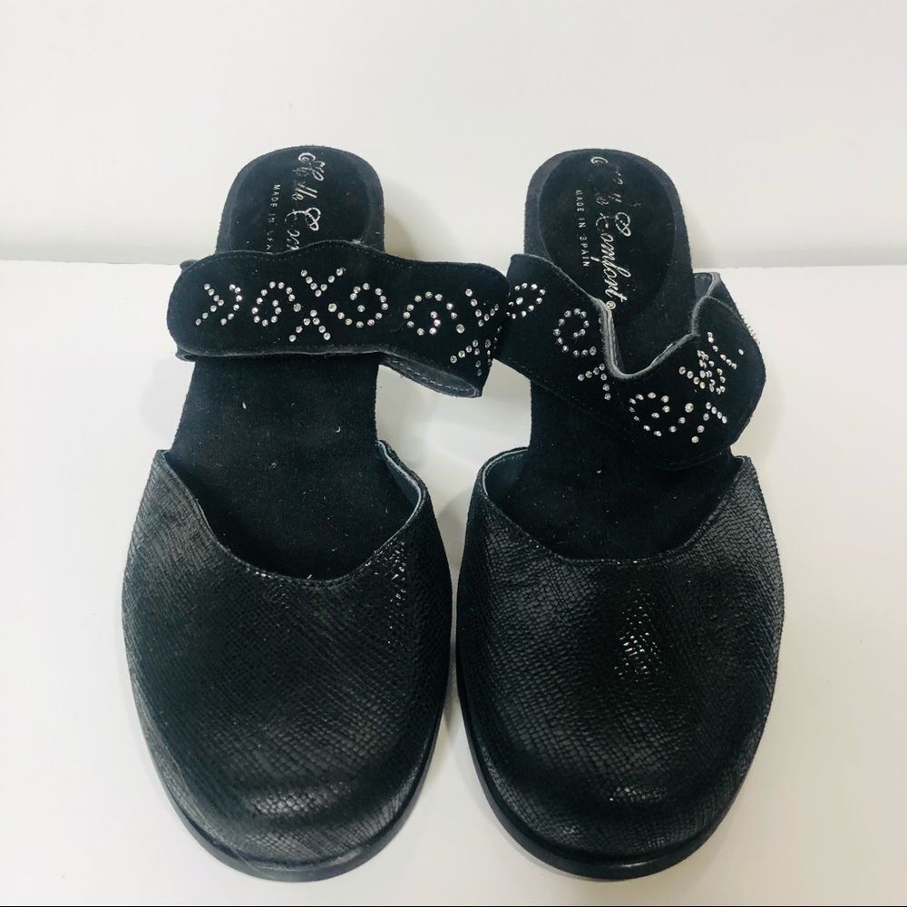 Helle Comfort Black Leather Rhinestone Strap Mule Heels